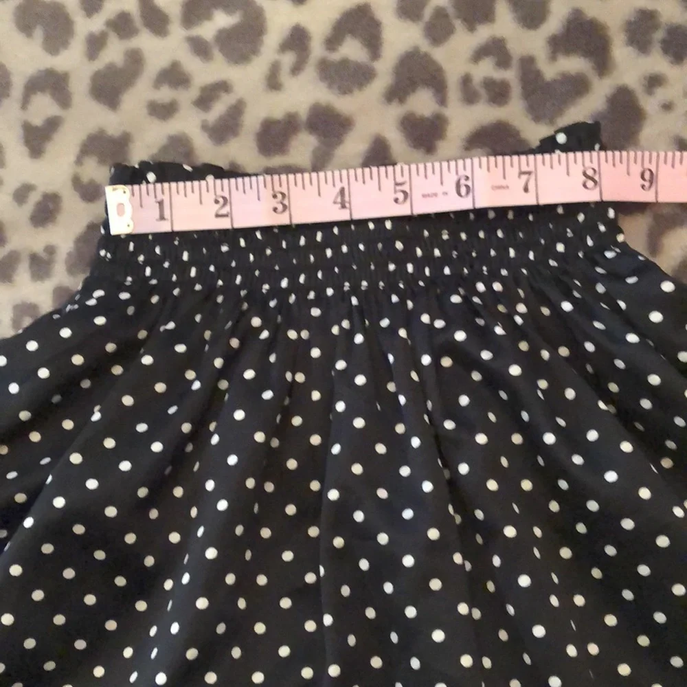 2010 babyGap Smocked Waist Skirt in Black White Polka Dots With Pockets Size 4
